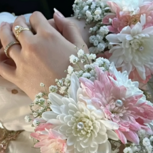 Pink & White Nikkah Gajray