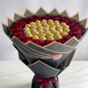 Velvet Rose & Gold Chocolate Bouquet