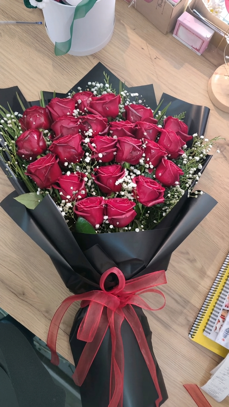 Midnight Elegance: Premium Red Rose Bouquet