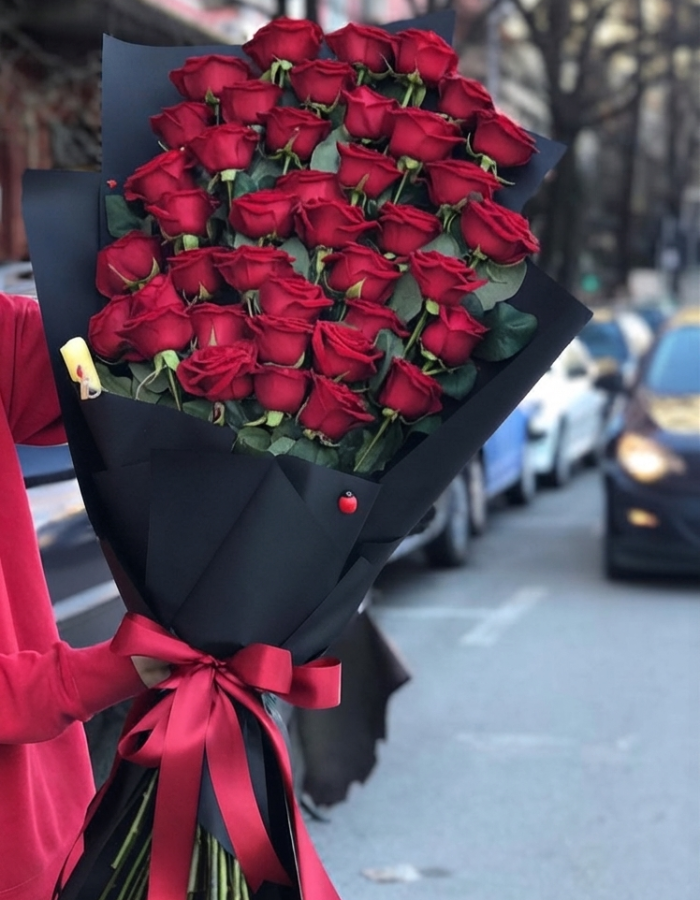 Karachi Royal Crimson Bouquet by FlowerShopKarachi